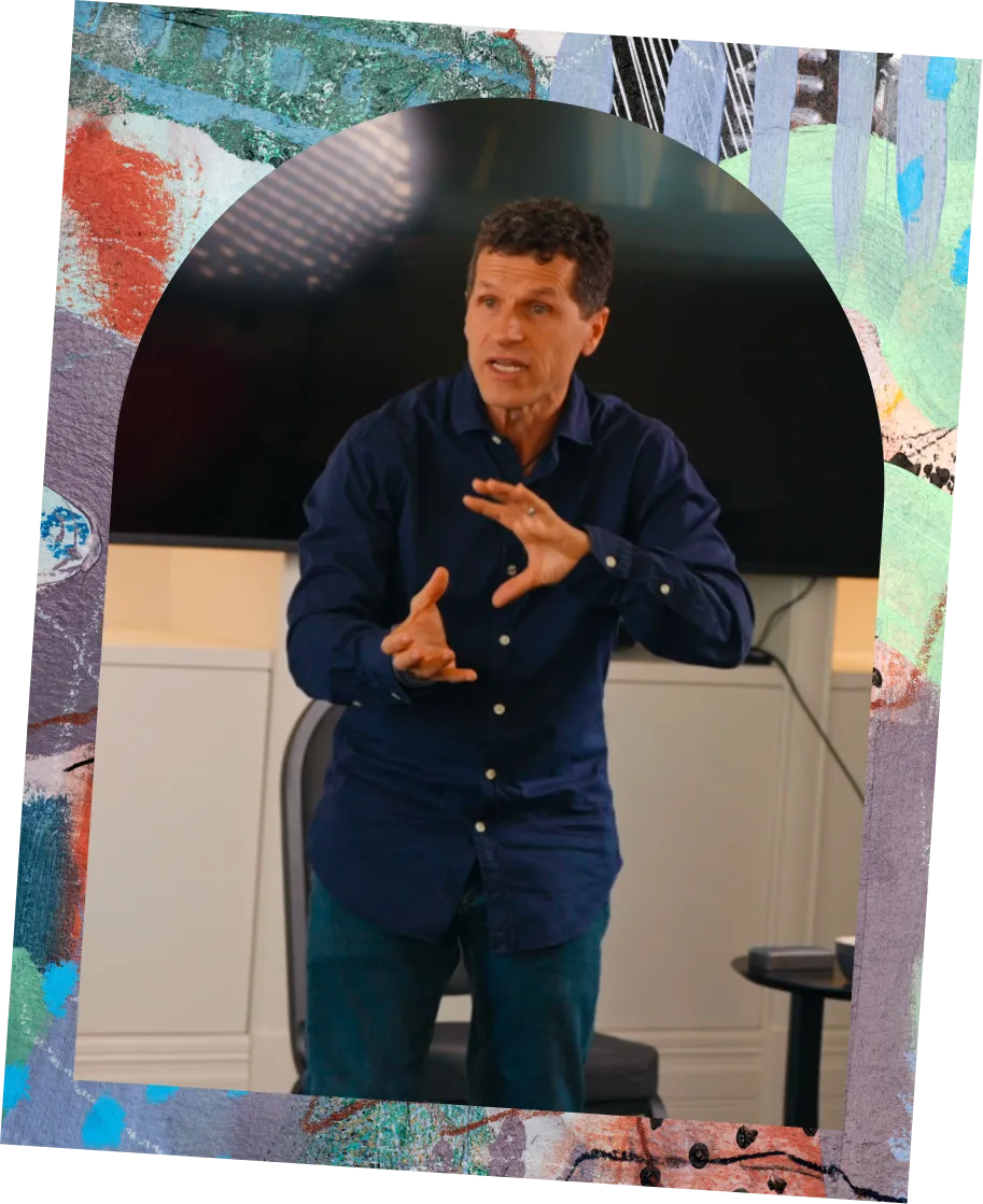 Rob Gray, psychologist and art therapist, presenting his professional art therapy program